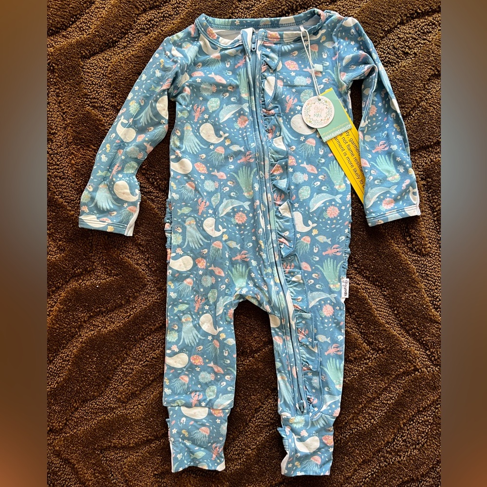 NWT Gigi and Max Sleeper, size 12 months!